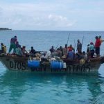 Over 100 Cubans held after new group arrives
