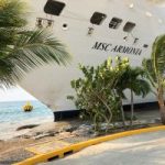 Cruise ship crashes into dock in Roatan
