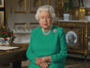 Queen thanks people for staying home