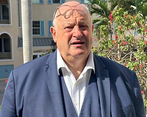 👨‍⚖️ Cayman Islands attorney referred to police for misconduct